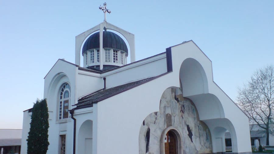 Местност „Рупите“ – храм-паметник „Света Петка Българска“
 poster