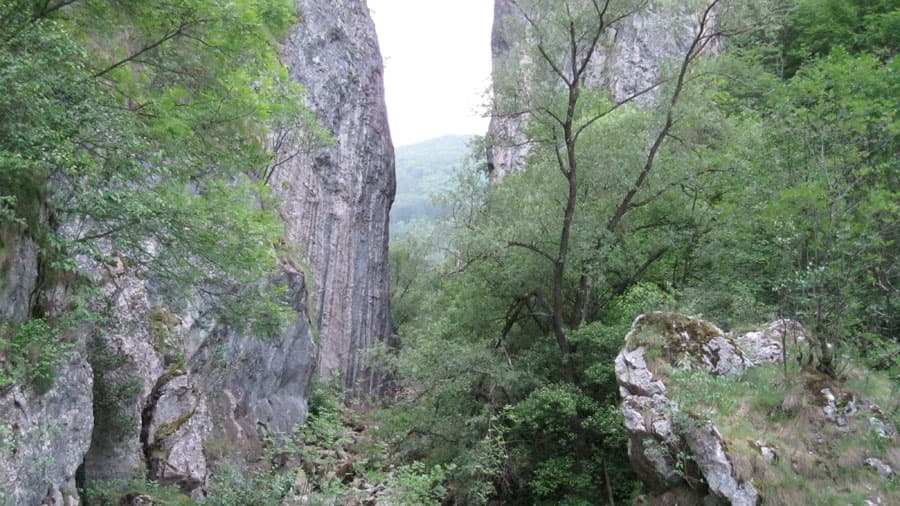 Ждрелото на р. Ерма poster