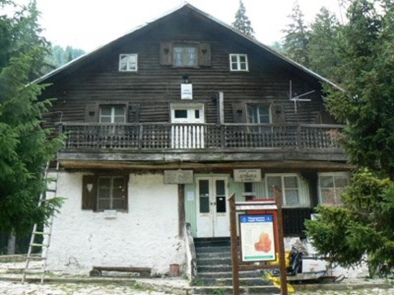 хижа Демяница poster