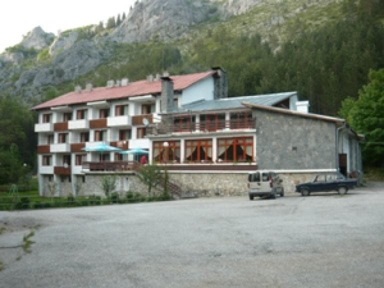 хижа Триградски скали poster