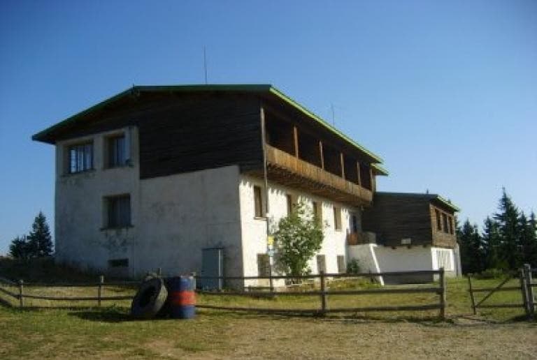 хижа Ледницата poster