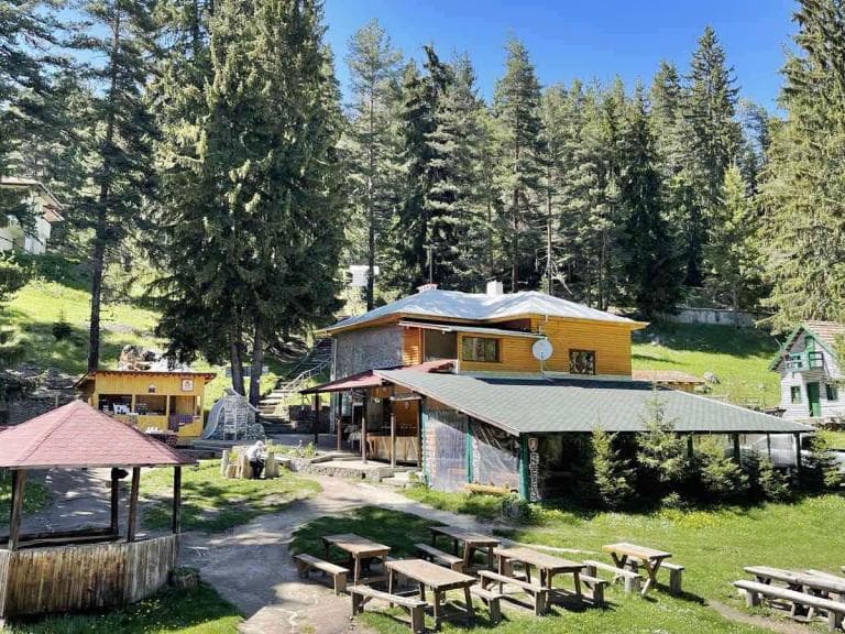 хижа Чудните мостове poster