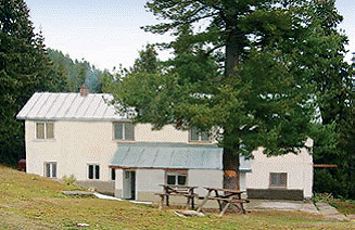 хижа Чакър войвода poster