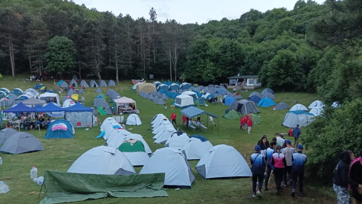 Национален преглед на туристическите умения и сръчности за учащи за приз „Кристален еделвайс” poster